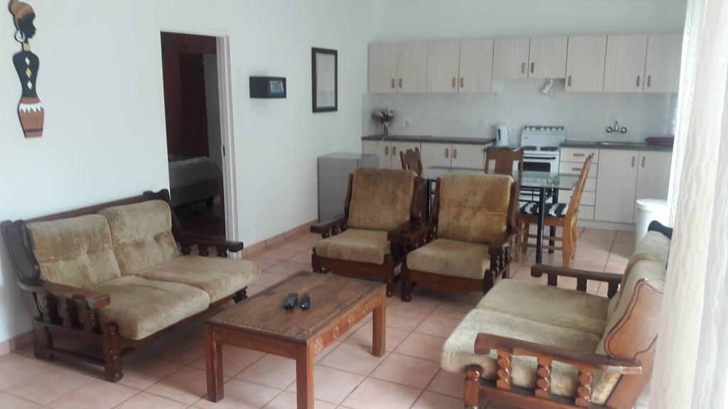 Guesthouse Villa Nina Okahandja Extérieur photo