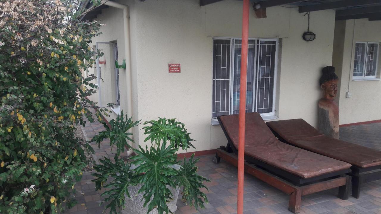 Guesthouse Villa Nina Okahandja Extérieur photo